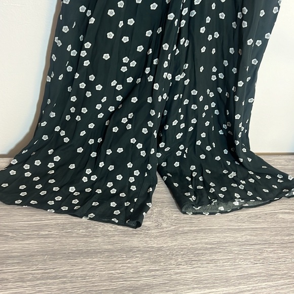 Zara Floral Print Wide Leg Cropped Length One Piece Jumpsuit Medium - Picture 6 of 7